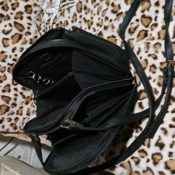 Rosseti Black Multi Compartment Crossbody Bag - Picture 7 of 16